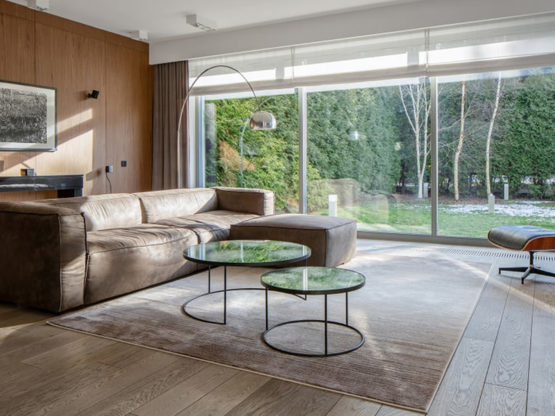 Modern Honolulu home with new flooring by Bauer Flooring Services